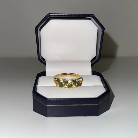 Vintage Gold Gem Ring - Picture 4 of 14